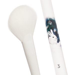 Веерная пушистая плоская кисть для пудр и любых других сухих текстур (лимитированная серия)